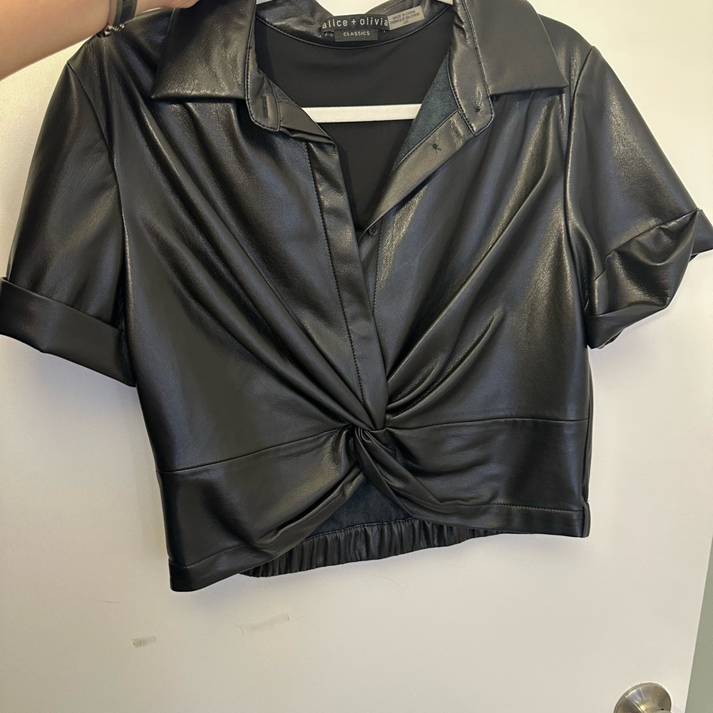 Alice + Olivia Black Notched Collar Crop Top